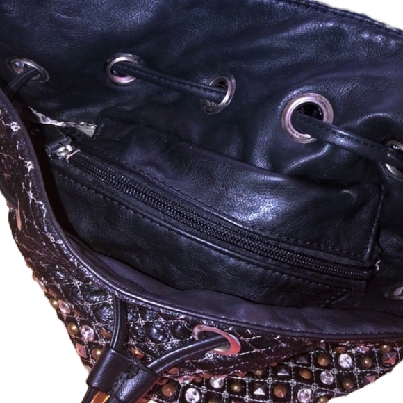 GALIAN: BLACK GEMSTONE & ANIMAL PRINT BUCKET BAG - Picture 6 of 9